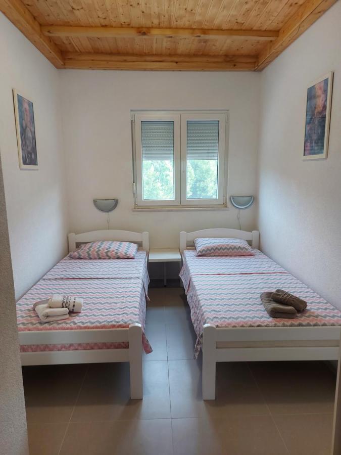 Dk Apartments Krasici Tivat Buitenkant foto