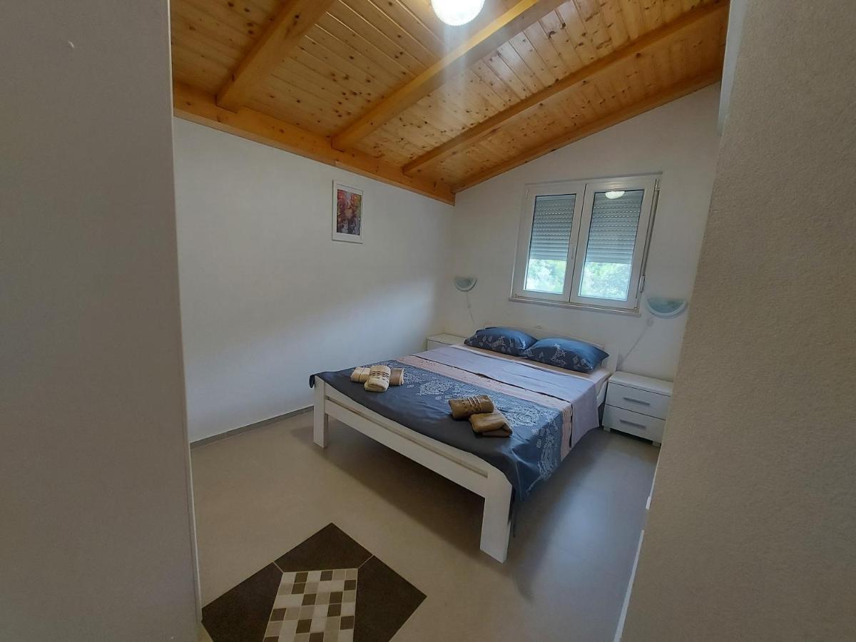 Dk Apartments Krasici Tivat Buitenkant foto
